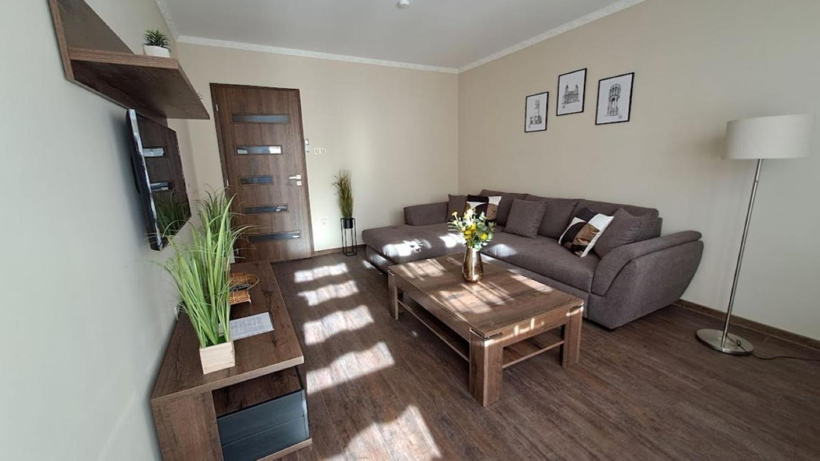 Szilfak City Apartman Hajdúszoboszló Εξωτερικό φωτογραφία