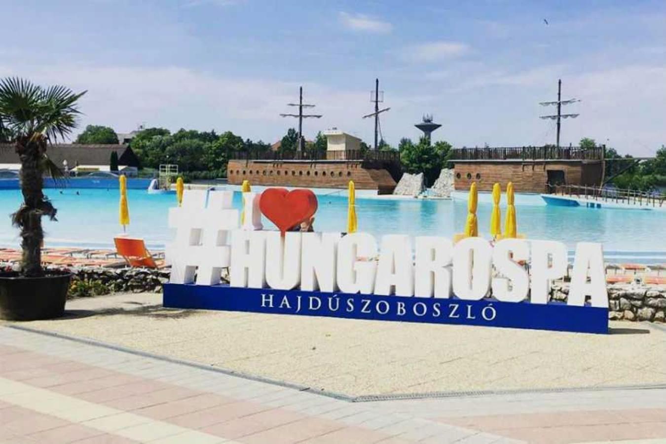Szilfak City Apartman Hajdúszoboszló Εξωτερικό φωτογραφία