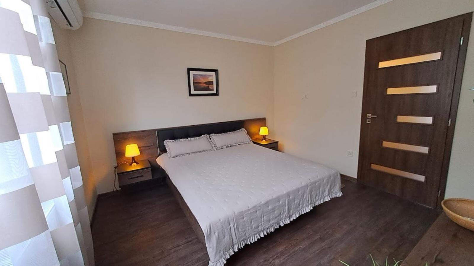 Szilfak City Apartman Hajdúszoboszló Εξωτερικό φωτογραφία